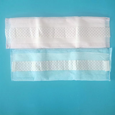 Las almohadillas de maternidad desechables grandes con núcleo súper absorbente se ofrecen a granel
