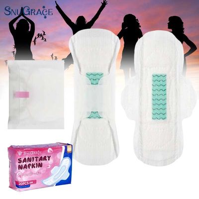 Superabsorbente núcleo de tejido no tejido Superficie saludable de iones negativos pañuelo sanitario