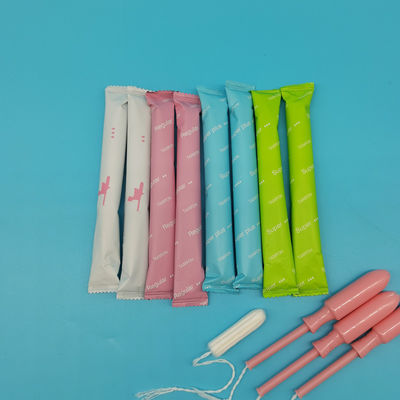Muestras gratuitas de tampones absorbentes de cuidado menstrual para aplicaciones médicas
