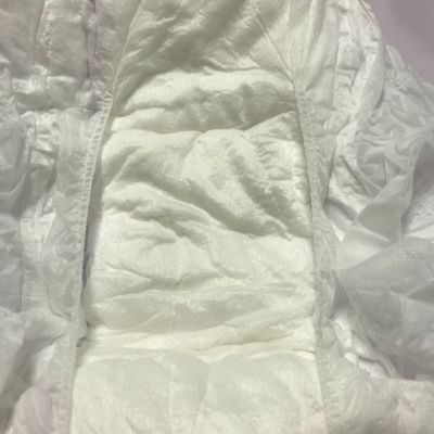 Pantalones de período de las mujeres de tejidos no tejidos con pulpa de pelusa y certificados SAP ISO CE