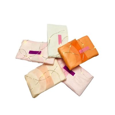 Servilletas sanitarias desechables de estilo ultra delgado para mujeres de segundo grado