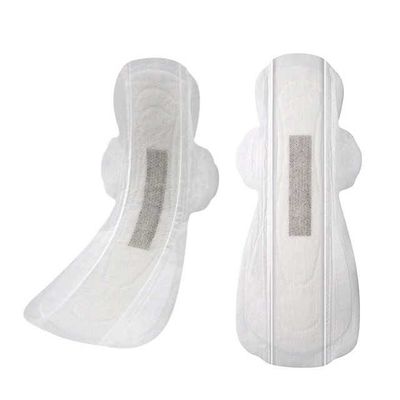 Pads sanitarios suaves y transpirables con una longitud de 270 mm y una excelente absorción de agua