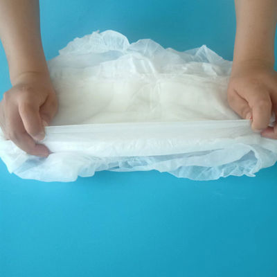 Calzoncillos menstruales desechables ajustables con una capa superior suave no tejida y ajuste personalizable