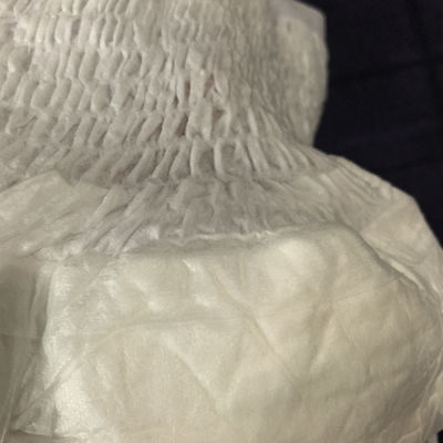 Pantalones de pañales desechables de tejido no tejido suave para adultos para ancianos Absorción de superficie seca Suave y transpirable