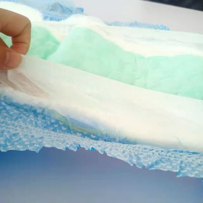 Pañal para adultos ultra grueso biodegradable con 800 ml-2700 ml de absorción y impresión colorida